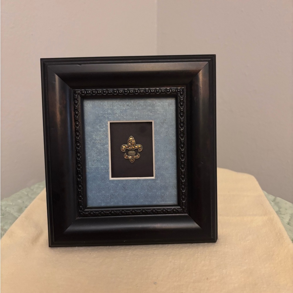 Black framed pink rhinestone Fleur De Lis
